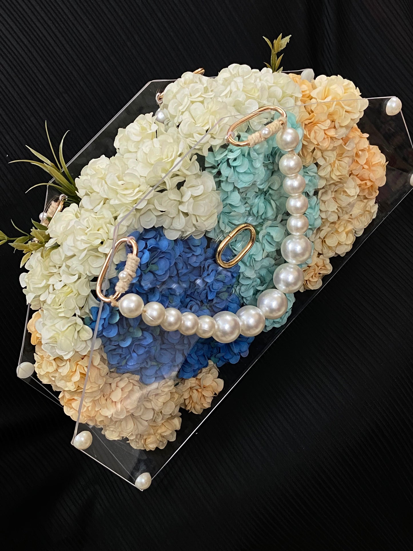 Heart-Shaped Acrylic Flower Bouquet with Pearl Handle | Luxury Gift